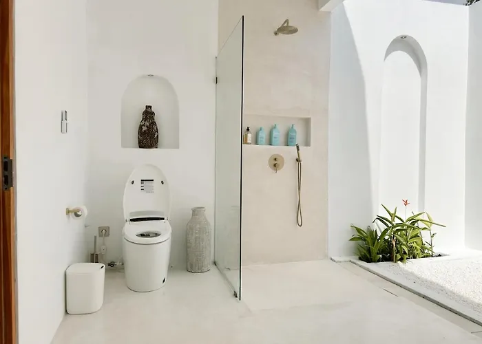 The Glassvillas * Temukus