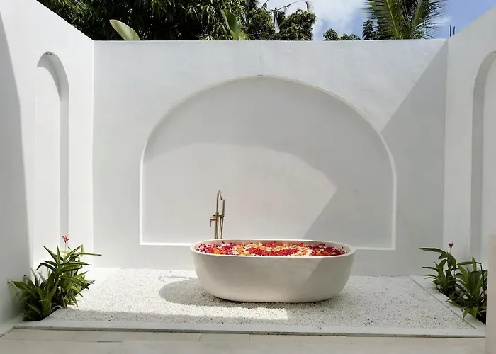 فيلة The Glassvillas *